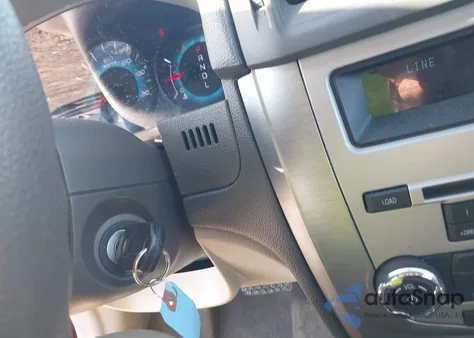 2012 Ford Fusion S из США, поврежденный, VIN 3FAHP0GAXCR308588